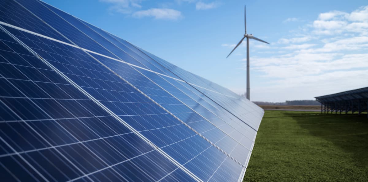 découvrez comment fonctionne un panneau solaire et comment il convertit la lumière du soleil en énergie durable pour alimenter vos appareils et réduire votre empreinte carbone.