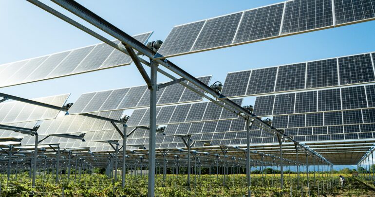 découvrez notre service d'aide pour l'installation de panneaux solaires en occitanie. profitez des conseils d'experts, d'aides financières et d'informations pratiques pour optimiser votre projet solaire. adoptez une énergie propre et réduisez vos factures dès aujourd'hui !