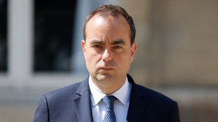 découvrez la vérité sur l'arnaque des panneaux solaires impliquant stéphane jacob. informez-vous sur les risques, les témoignages, et comment protéger vos investissements face à cette escroquerie grandissante. ne laissez pas ces fraudes vous pénaliser, restez vigilant et informé.