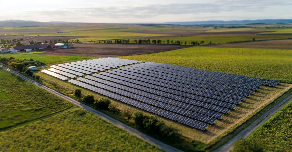 découvrez l'univers de la production solaire : des solutions innovantes et durables pour capter l'énergie du soleil, réduire votre empreinte carbone et faire des économies sur vos factures d'électricité. adoptez une énergie propre et renouvelable grâce à nos conseils et expertises.