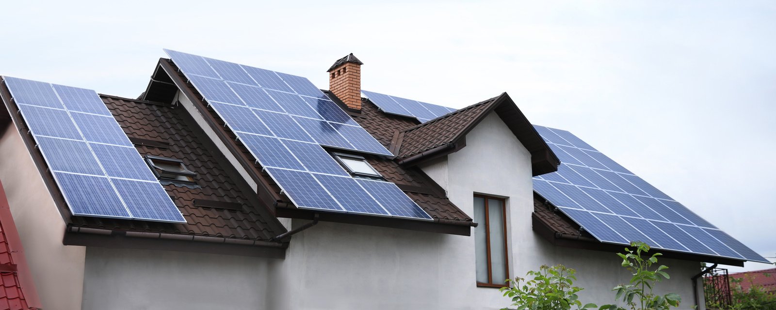 découvrez comment les panneaux solaires peuvent révolutionner votre consommation d'énergie. optimisez vos factures et contribuez à un avenir durable grâce à une énergie propre et renouvelable.