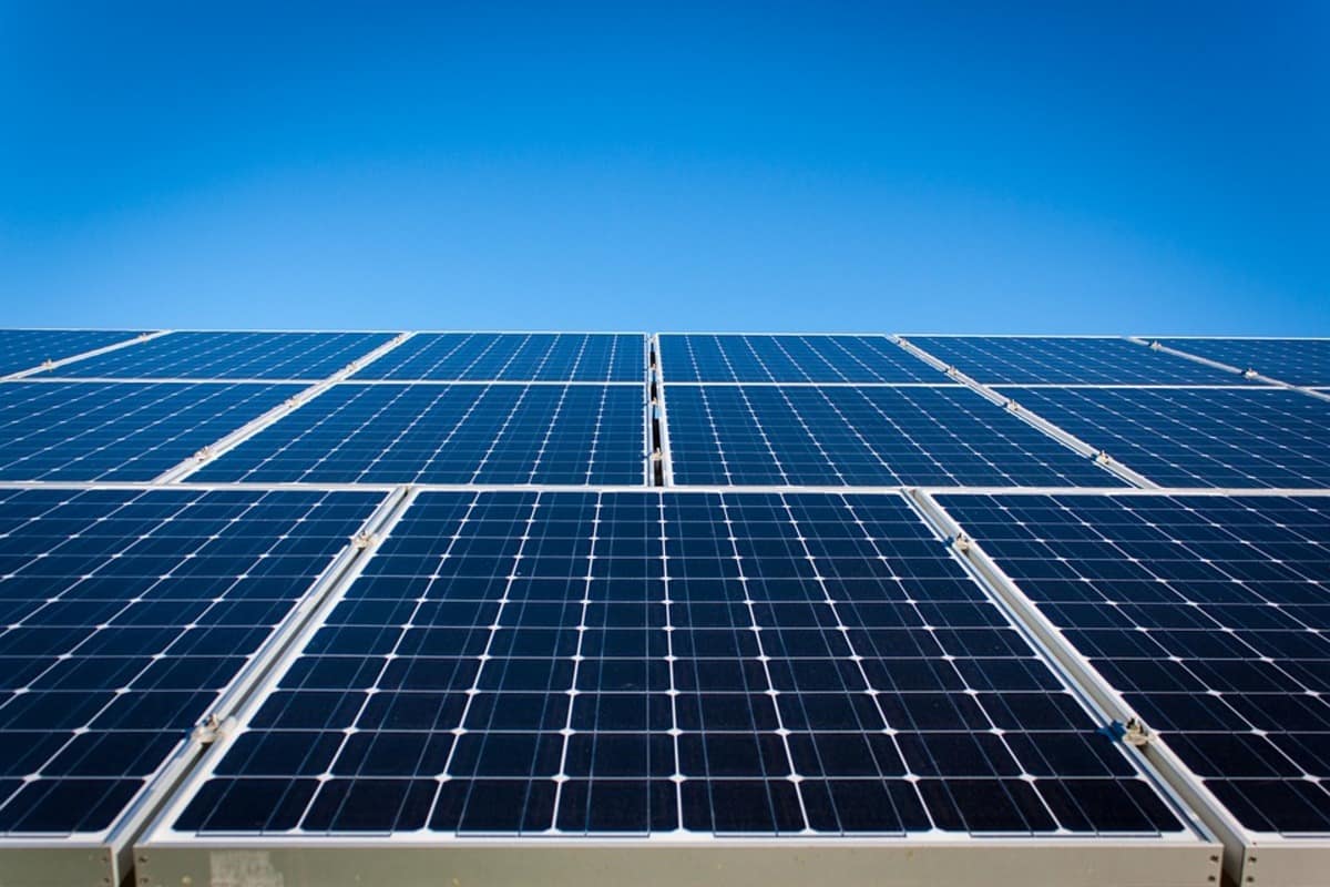 découvrez notre kit panneau solaire français, conçu pour optimiser votre production d'énergie renouvelable. simplifiez votre installation avec des composants de qualité et augmentez votre indépendance énergétique tout en respectant l'environnement.