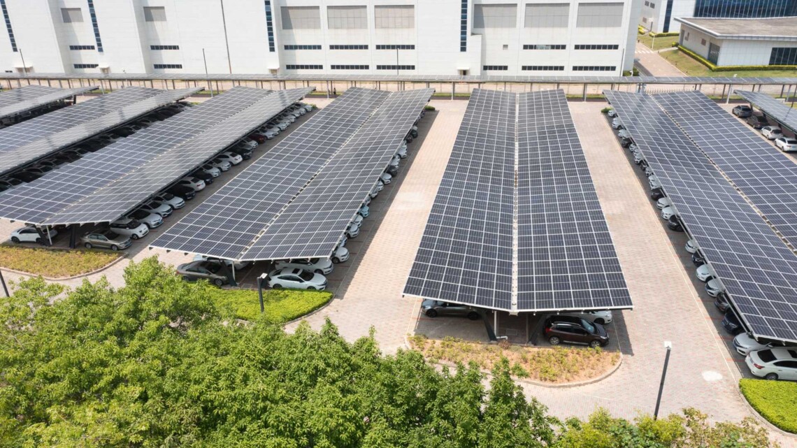 découvrez les prix compétitifs des panneaux solaires edf pour optimiser votre consommation d'énergie. comparez les offres et faites le choix d'une énergie renouvelable économique et écologique.