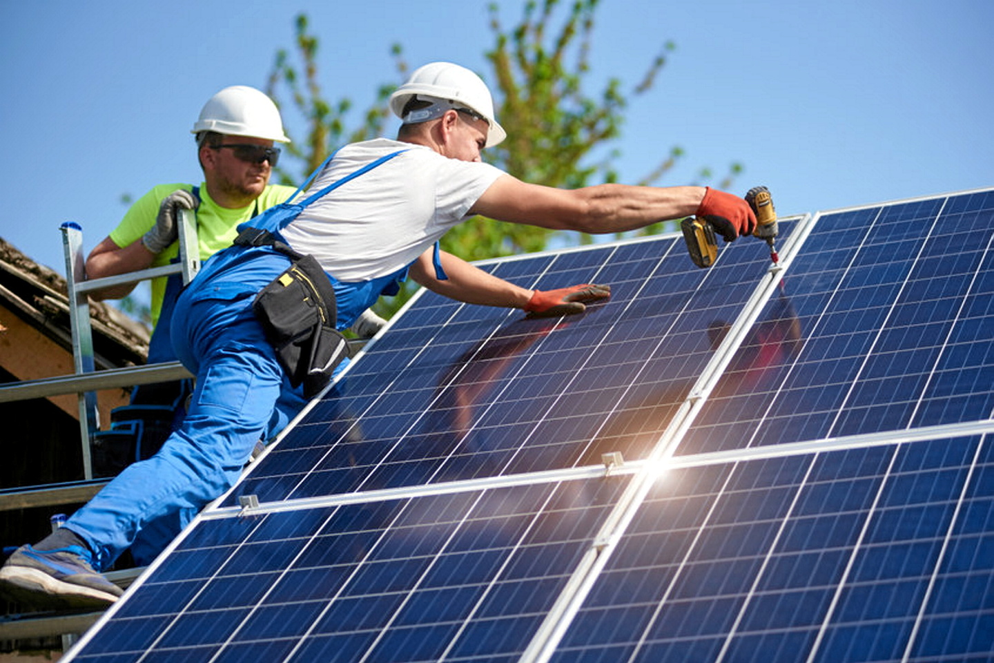 découvrez les nombreux avantages des panneaux solaires dans notre boutique : économies d'énergie, réduction de l'empreinte carbone, et solutions durables pour un avenir plus vert. équipez votre maison avec des panneaux solaires de qualité et contribuez à la transition énergétique tout en bénéficiant d'une énergie propre et renouvelable.