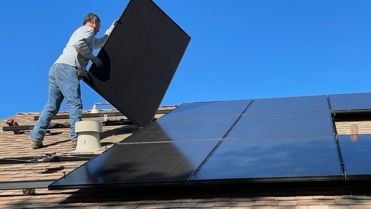 découvrez comment les panneaux solaires rentables peuvent réduire vos factures d'énergie tout en contribuant à la protection de l'environnement. profitez d'une solution durable et économique pour votre foyer ou entreprise !