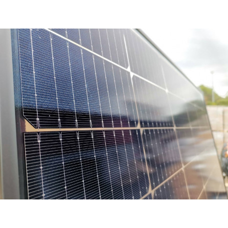 profitez de notre déstockage exceptionnel de panneaux solaires ! bénéficiez de réductions incroyables sur une large sélection de panneaux solaires de qualité, idéaux pour réduire votre empreinte carbone et vos factures d'électricité. ne manquez pas cette occasion unique de passer à l'énergie renouvelable à prix réduit !