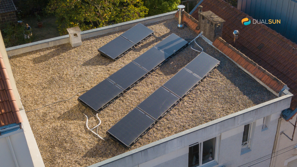 découvrez les différences entre les panneaux solaires, notamment les panneaux photovoltaïques et thermiques. apprenez à choisir la meilleure option pour vos besoins énergétiques et maximisez les avantages de l'énergie solaire.