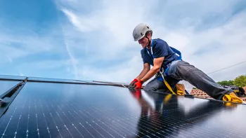 découvrez comment les panneaux solaires peuvent transformer votre consommation d'énergie, réduire vos factures et contribuer à un avenir durable. informez-vous sur les avantages, les types de panneaux et les aides disponibles pour installer une solution solaire chez vous.