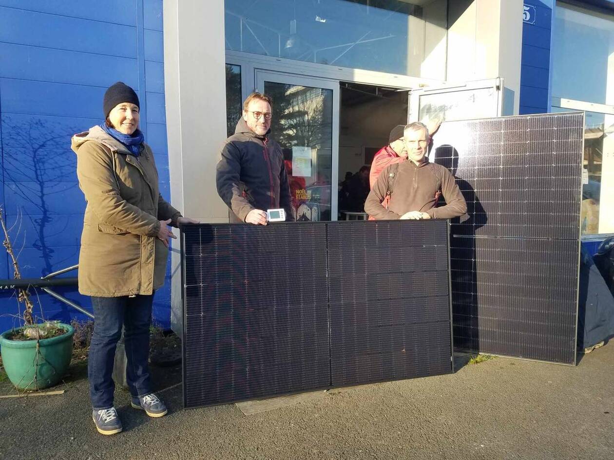 découvrez notre formation sur les panneaux solaires pour maîtriser l'installation et la maintenance de systèmes photovoltaïques. apprenez les techniques, les normes et les meilleures pratiques pour devenir un expert dans le domaine des énergies renouvelables.