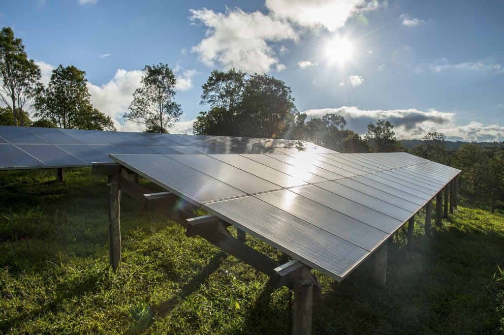 découvrez comment les panneaux solaires peuvent devenir une solution rentable pour réduire vos factures d'énergie et contribuer à la protection de l'environnement. optimisez votre investissement avec des conseils pratiques et des informations sur les subventions disponibles.
