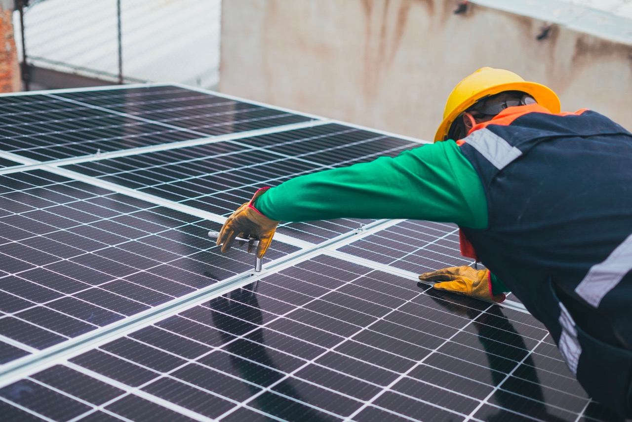 découvrez comment choisir le bon fournisseur de panneaux solaires pour votre projet d'énergie renouvelable. apprenez les critères essentiels à considérer, comparez des offres et assurez-vous d'investir dans des solutions durables et performantes pour un avenir énergétique responsable.