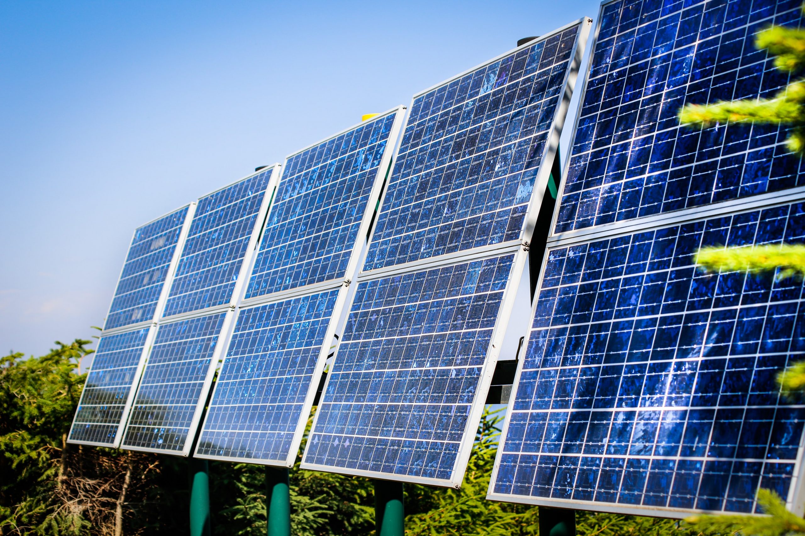 découvrez comment les panneaux solaires efficaces transforment l'énergie solaire en électricité, réduisant vos factures d'énergie et votre empreinte carbone. informez-vous sur les avantages, les technologies disponibles et optimisez votre consommation d'énergie tout en préservant l'environnement.
