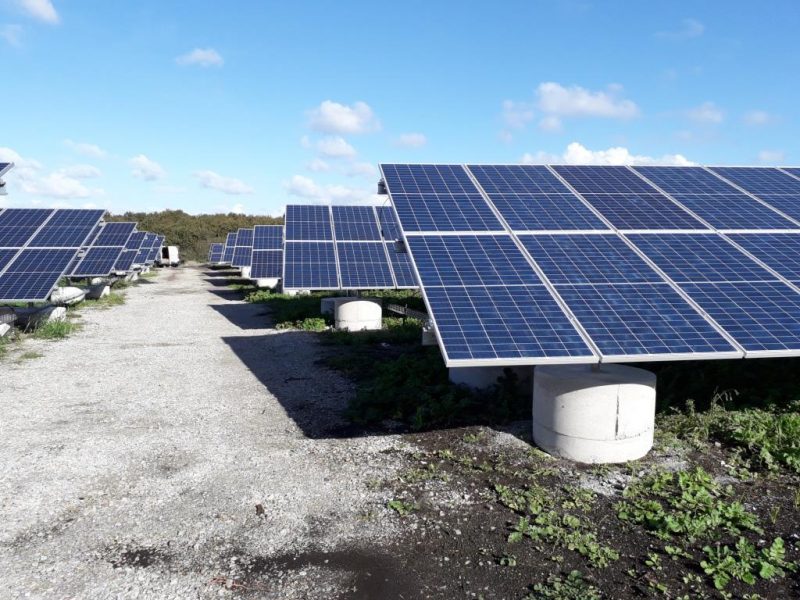 découvrez nos solutions photovoltaïques éco-responsables qui allient performance énergétique et respect de l'environnement. optez pour une énergie renouvelable et participez à la transition énergétique tout en réalisant des économies sur vos factures d'électricité.