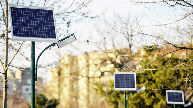 découvrez les avantages des panneaux solaires pour lampadaires à grenoble : économies d'énergie, respect de l'environnement et éclairage autonome. transformez votre espace urbain avec une solution durable et économique.