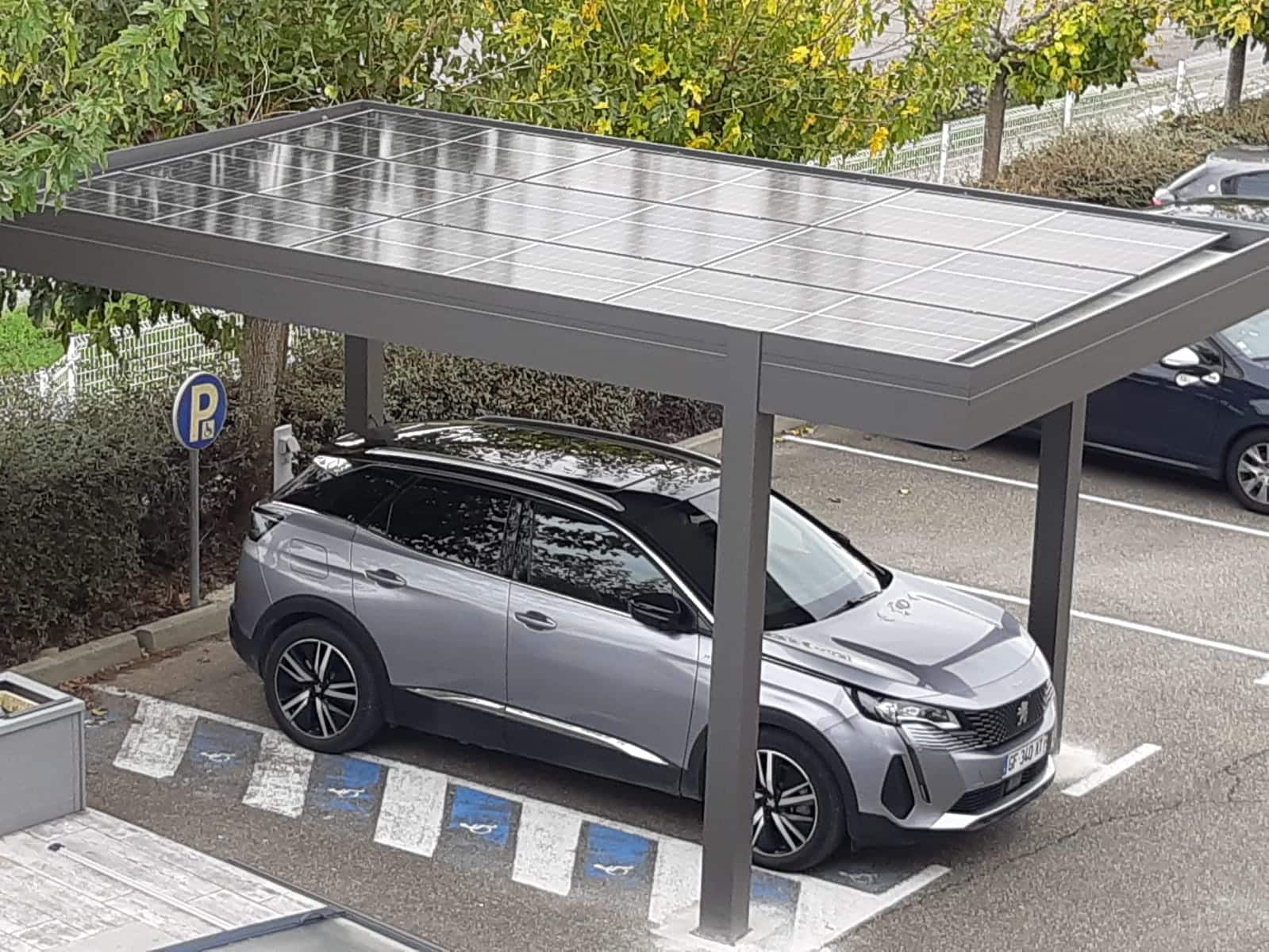 découvrez les nombreux avantages des panneaux solaires pour les entreprises : économies d'énergie, réduction des coûts opérationnels, engagement écologique et valorisation de l'image de marque. adoptez une solution durable et rentable pour votre entreprise dès aujourd'hui !