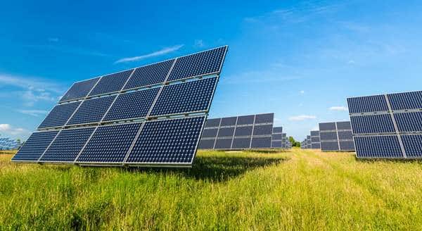 découvrez notre guide complet sur les panneaux solaires. apprenez tout sur leur fonctionnement, les avantages, les choix disponibles, et comment installer votre propre système solaire pour réduire vos factures d'énergie et contribuer à un environnement plus durable.