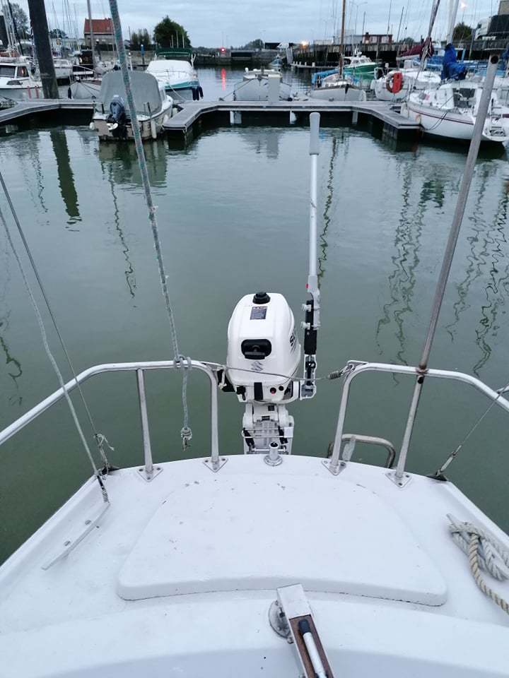 découvrez notre sélection de clames pour panneaux solaires, conçues pour assurer une installation sécurisée et durable de vos systèmes photovoltaïques. optimisez la performance de votre installation tout en garantissant une fixation fiable.