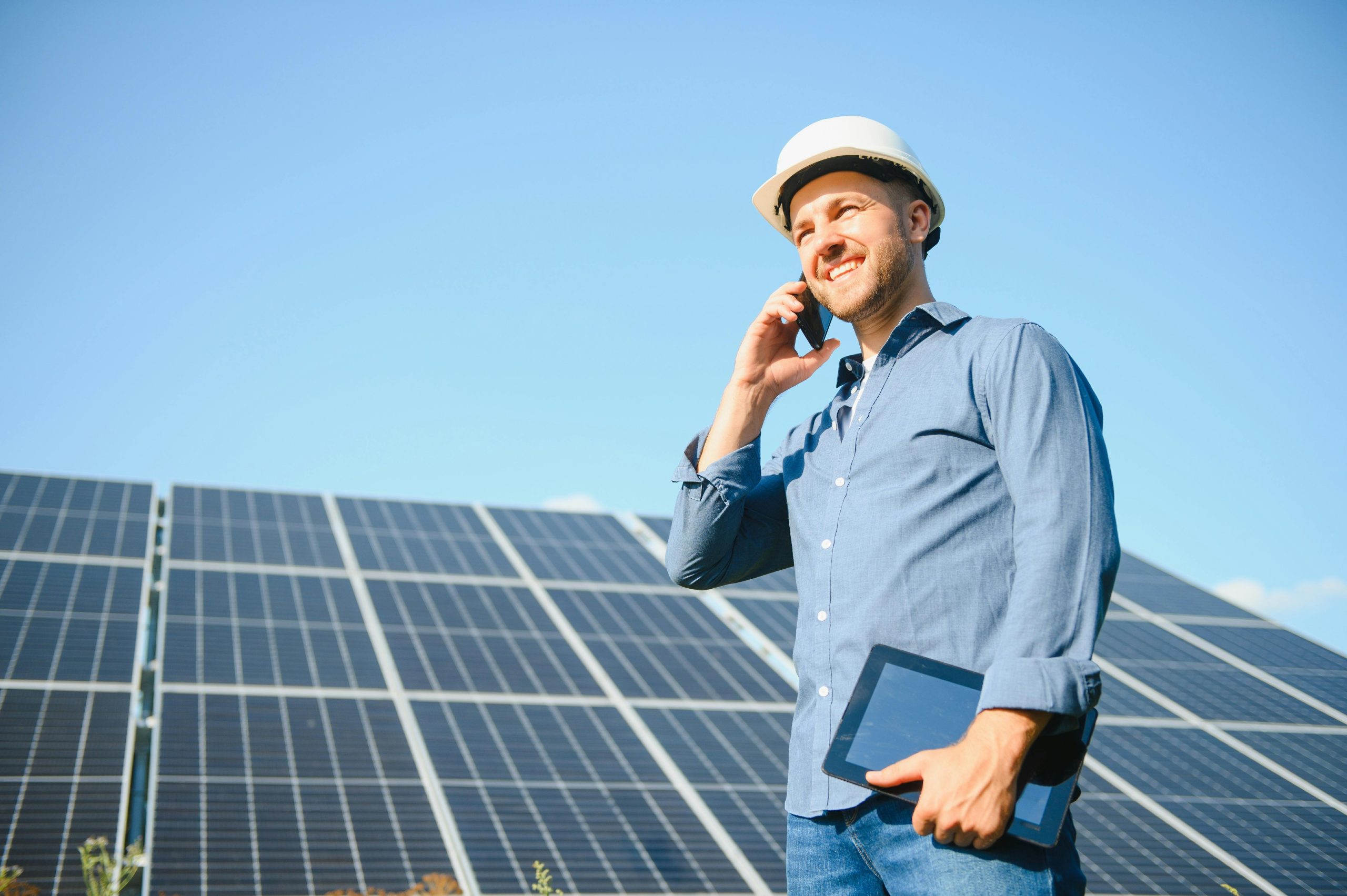 achat-panneaux-photovoltaiques-2-scaled Guide complet pour l'achat de panneaux photovoltaïques