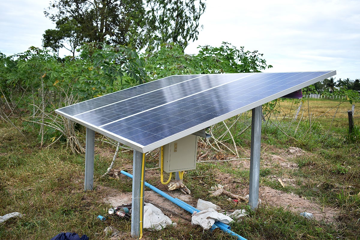 alternatives-panneaux-solaires-leroy-merlin-3 Alternatives aux panneaux solaires photovoltaïques Leroy Merlin : guide d'achat et installation