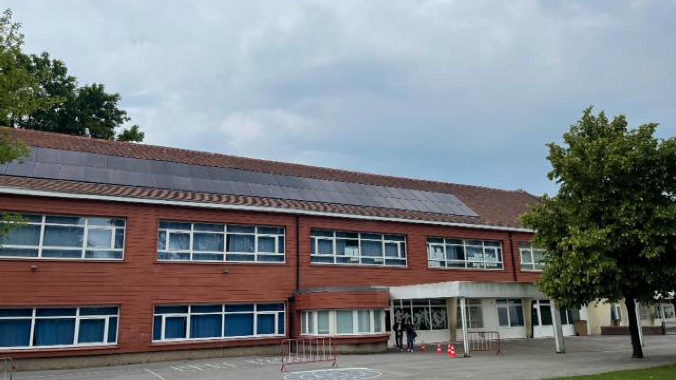 ara-dunkerque-panneaux-solaires L'entreprise Ara de Dunkerque : pionnière dans l'installation de panneaux solaires photovoltaïques
