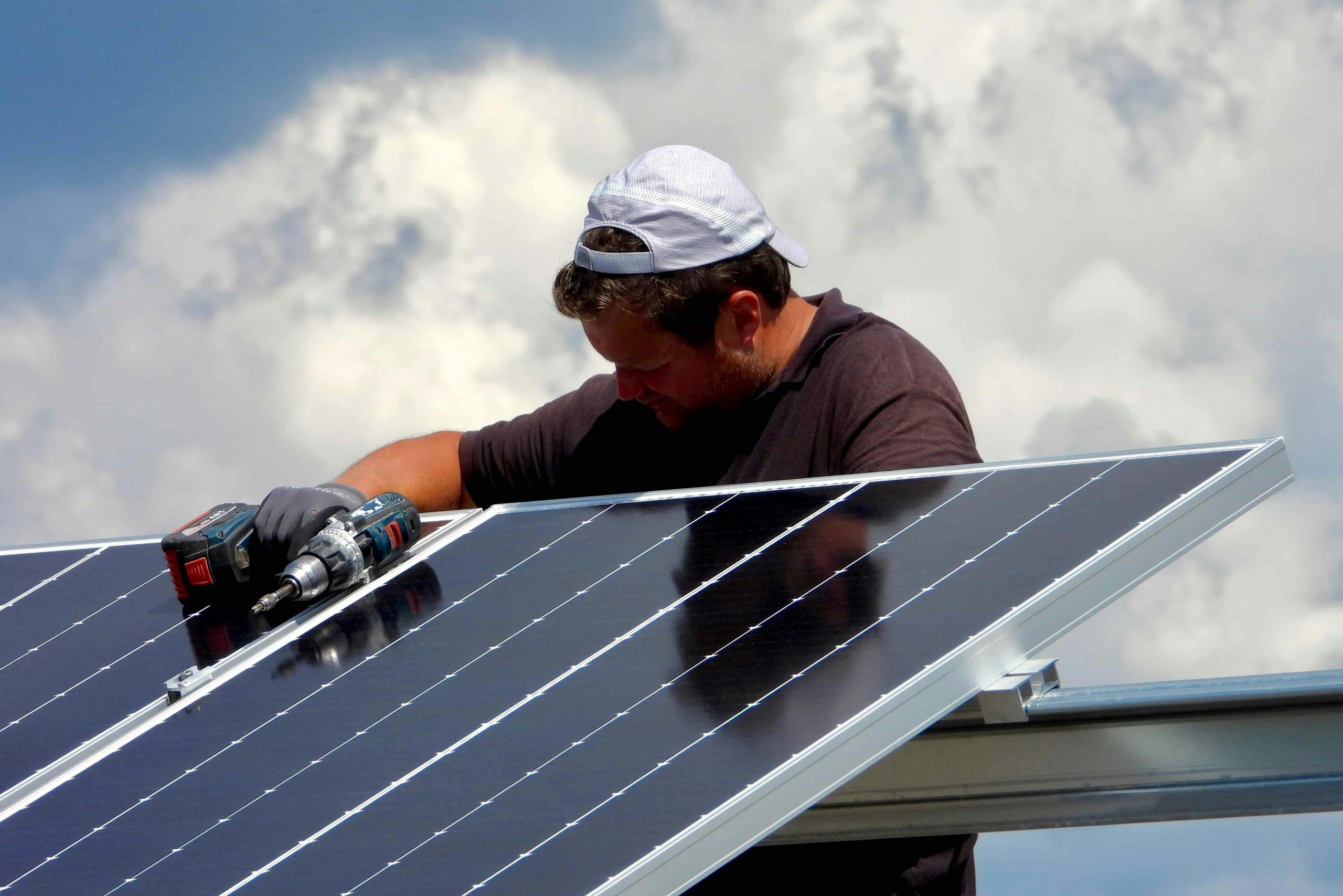 autoconsommation-solaire-34-scaled L'autoconsommation photovoltaïque : un choix économique et écologique