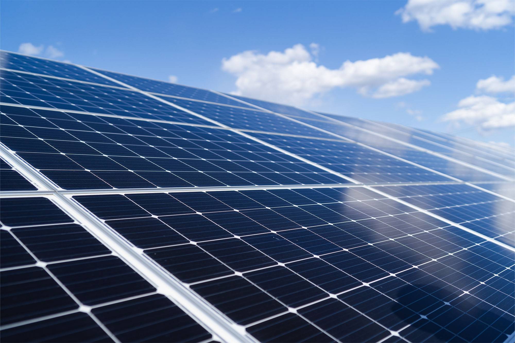 avantages-installateur-panneaux-solaires-tarn-et-garonne-2 Les avantages d'engager un installateur de panneaux solaires photovoltaïques dans le Tarn-et-Garonne