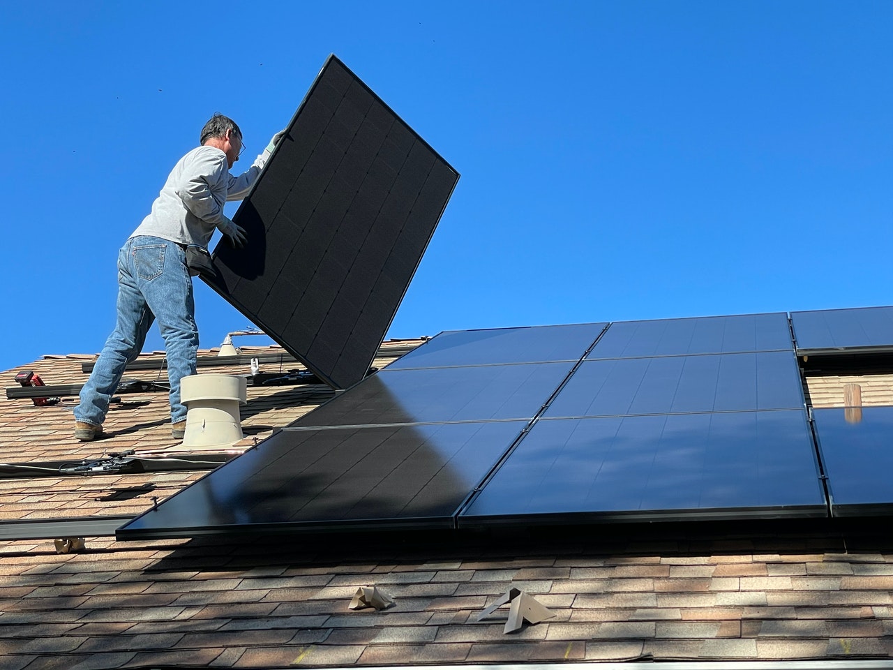 avantages-panneaux-solaires-330 Les avantages des panneaux solaires photovoltaïques en France