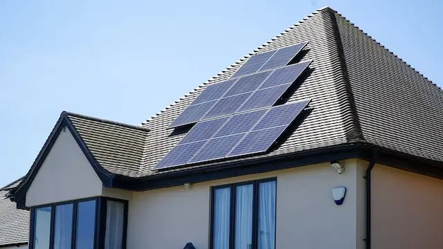 avantages-panneaux-solaires-52 Les avantages des panneaux solaires photovoltaïques dans la transition énergétique