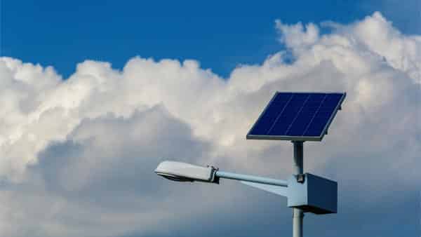 avantages-panneaux-solaires-lampadaires-grenoble-2 Les avantages des panneaux solaires photovoltaïques sur les lampadaires à Grenoble