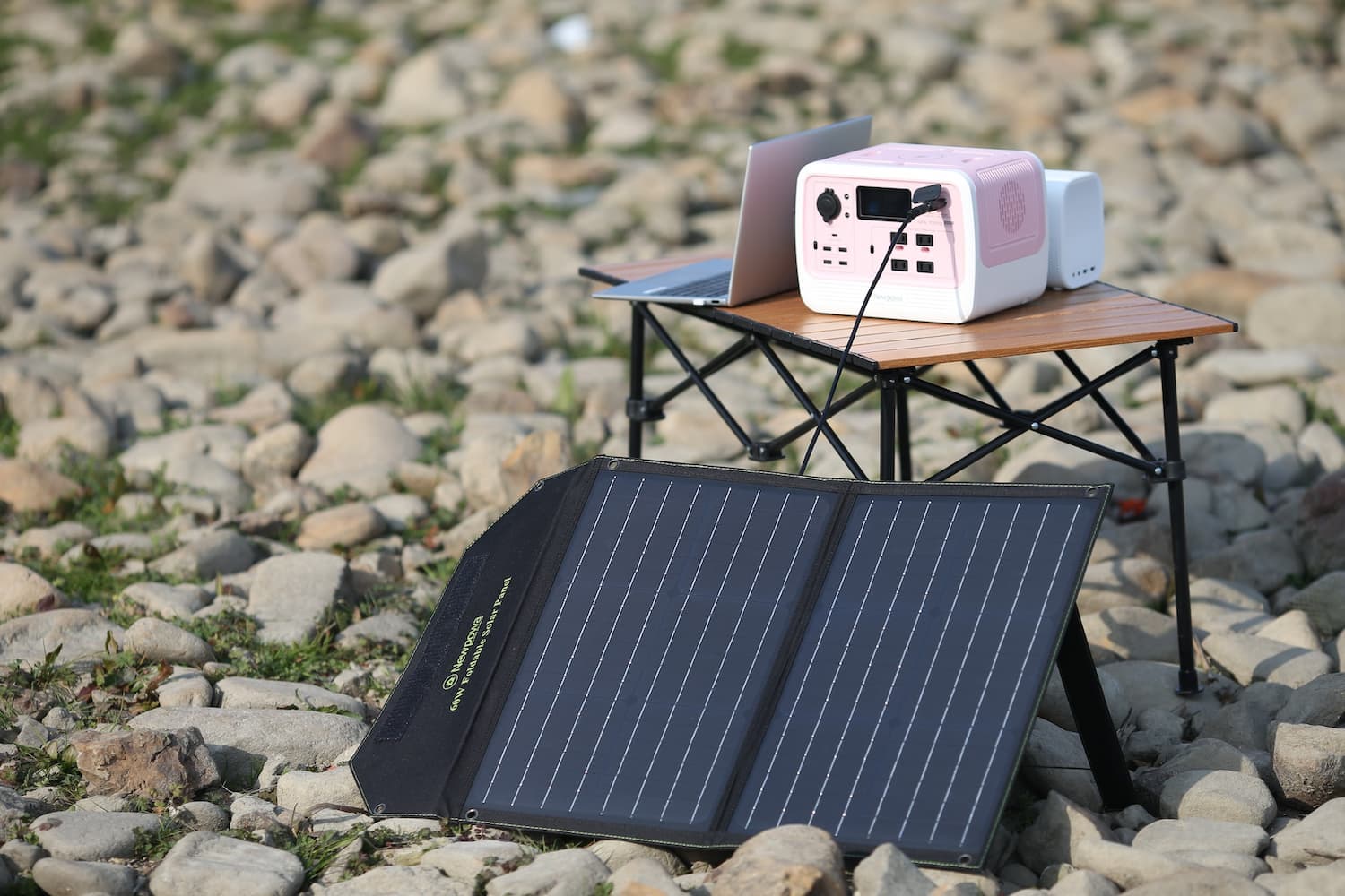 avantages-panneaux-solaires-portables Les avantages des panneaux solaires photovoltaïques portables
