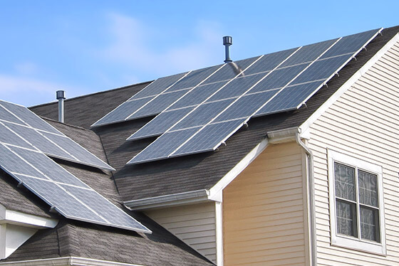 avantages-panneaux-solaires-toiture Les avantages des panneaux solaires sur toiture pour votre maison