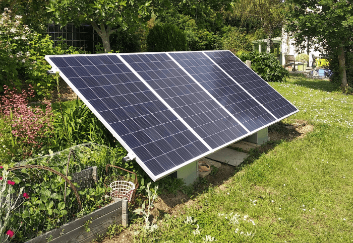 avis-panneaux-solaires-1 Panneau solaire photovoltaïque : notre avis sur son efficacité et ses avantages