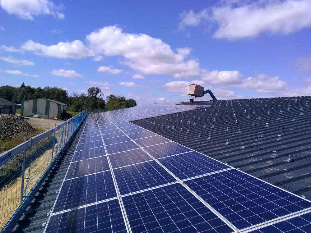 batiment-solaire-3 bâtiment gratuit photovoltaïque panneau solaire thermique
