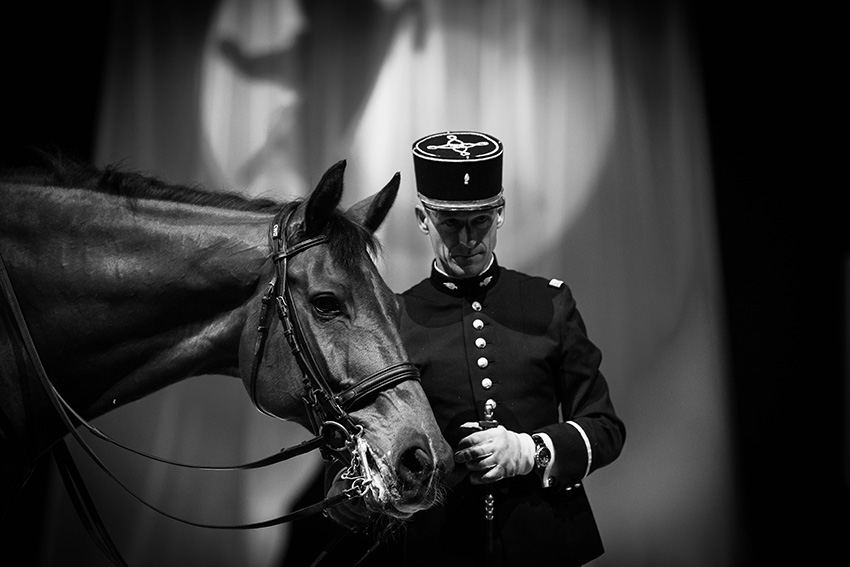 cadre-noir-2 Le cadre noir : un atout incontournable pour valoriser vos œuvres