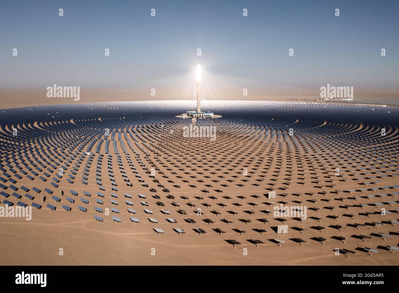 centrale-solaire-de-dunhuang-4 La centrale solaire de Dunhuang : un modèle d'innovation pour les panneaux photovoltaïques