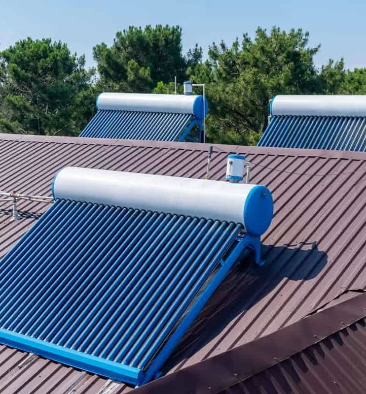 chauffe-eau-solaire-rentable Investir dans un chauffe-eau solaire avec panneaux photovoltaïques : un choix durable et rentable
