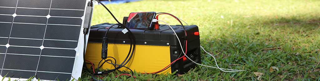 choisir-batterie-panneau-solaire-1 Pourquoi choisir une batterie pour votre panneau solaire photovoltaïque ?