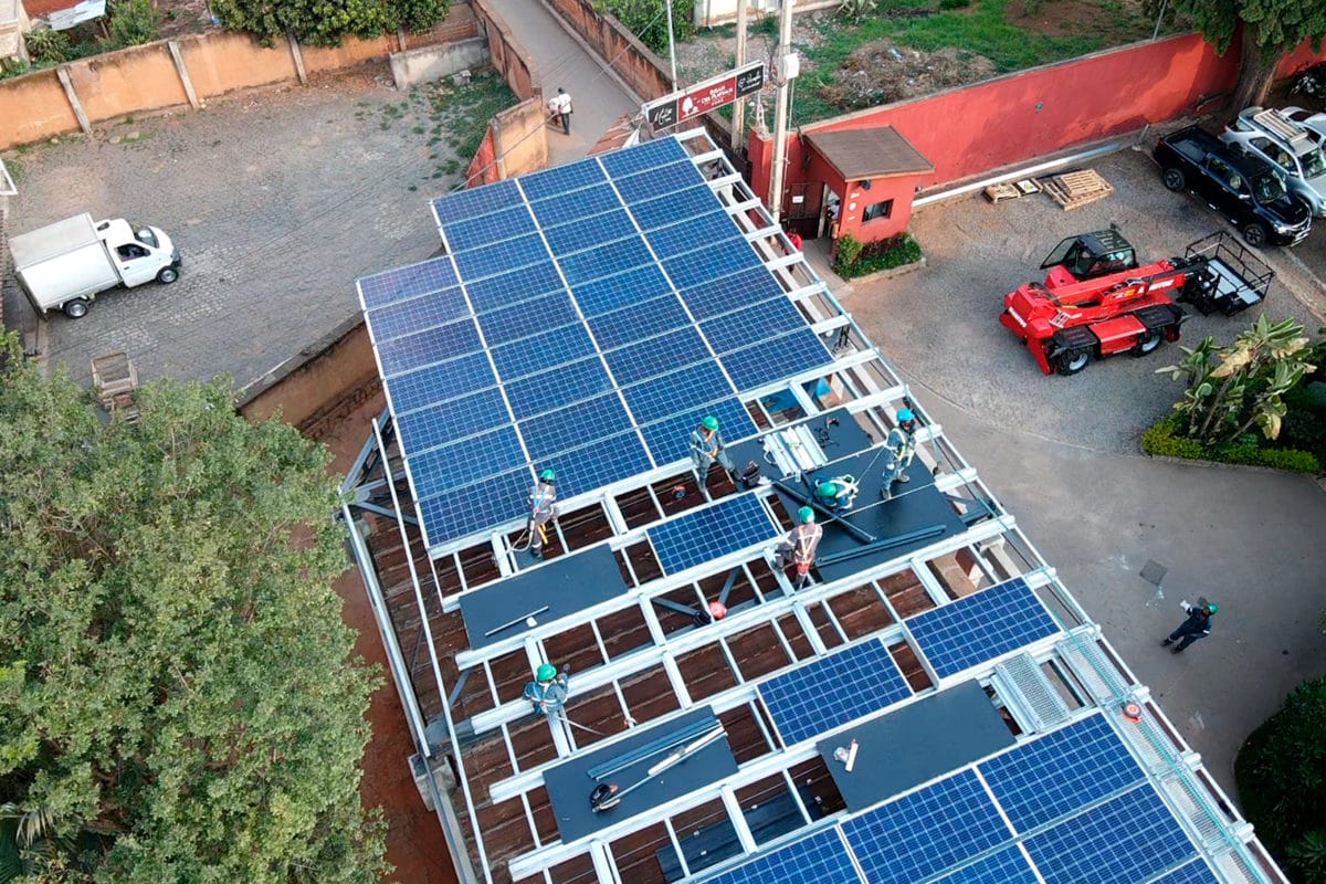 cout-panneau-solaire-afrique-1 Le coût d'un panneau solaire photovoltaïque pour un éclairage durable en Afrique