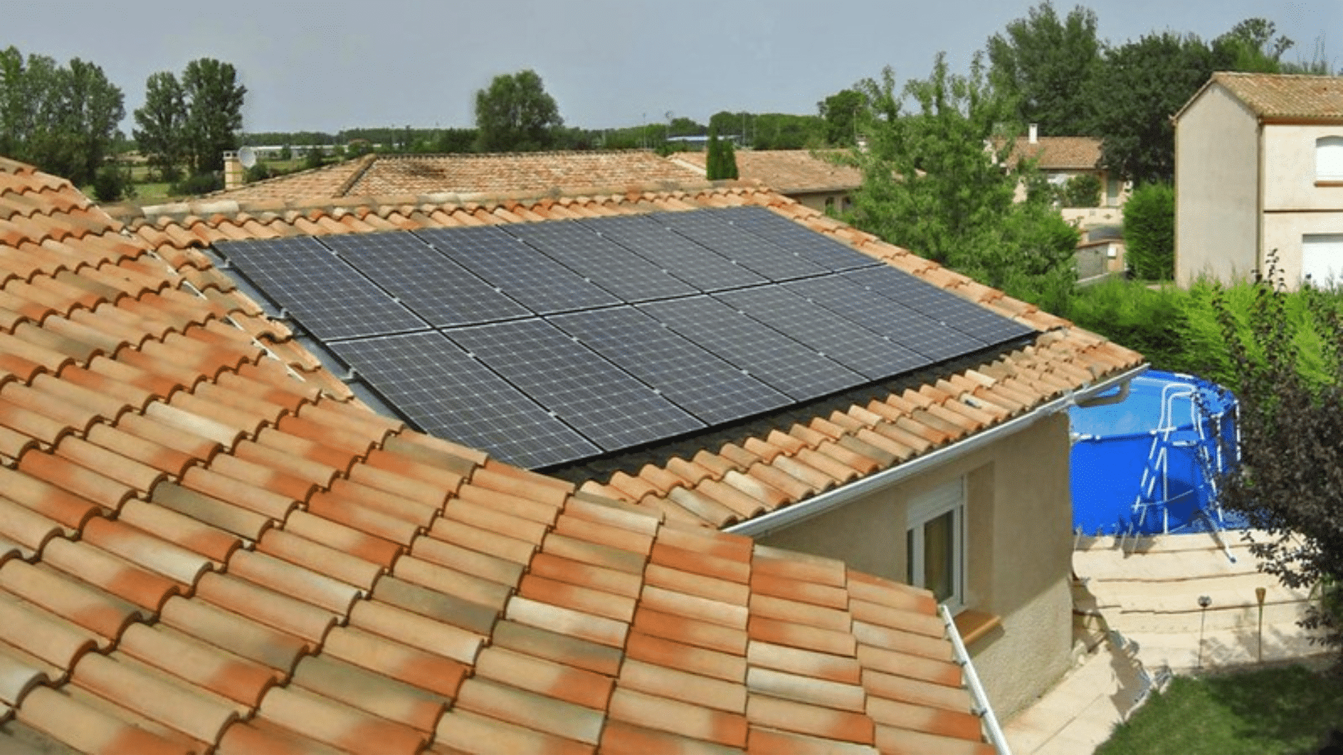 cout-panneaux-photovoltaiques-2025-1 Le coût d'installation des panneaux photovoltaïques en 2025 : ce qu'il faut savoir