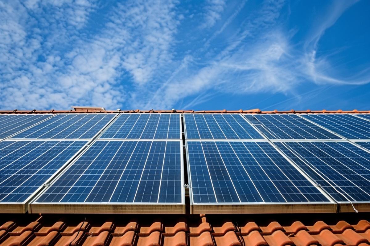 cout-panneaux-solaires-2023-1 Le coût des panneaux solaires photovoltaïques en 2023 : ce qu'il faut savoir