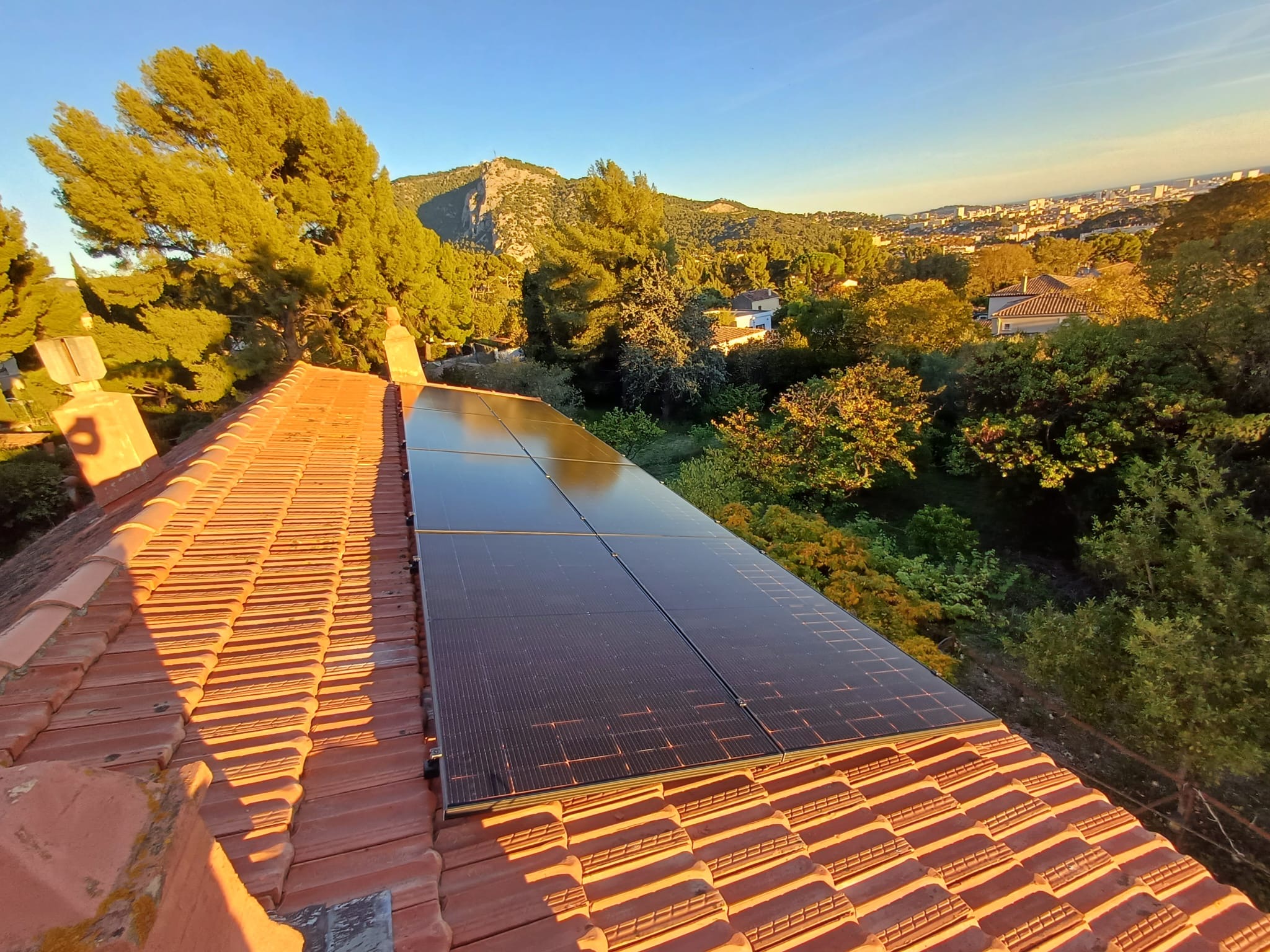 depannage-panneaux-solaires-vitrolles-1 Dépannage efficace des panneaux solaires et photovoltaïques à Vitrolles 13127