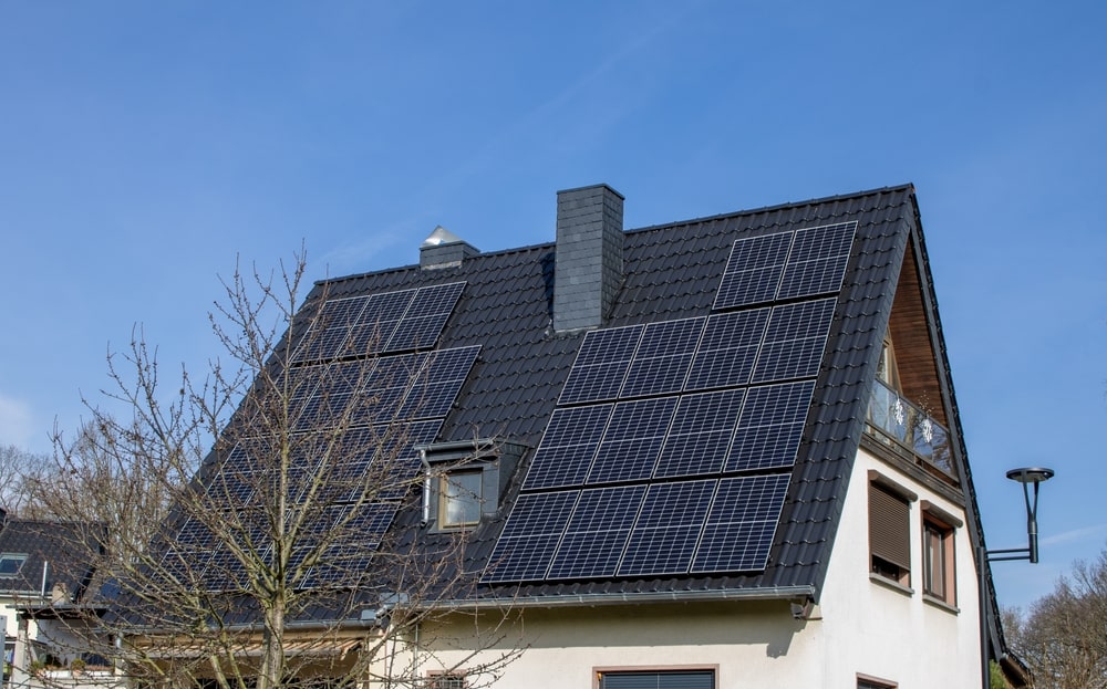 difference-capteurs-thermiques-et-photovoltaiques-1 Comprendre la différence entre les capteurs solaires thermiques et les panneaux solaires photovoltaïques