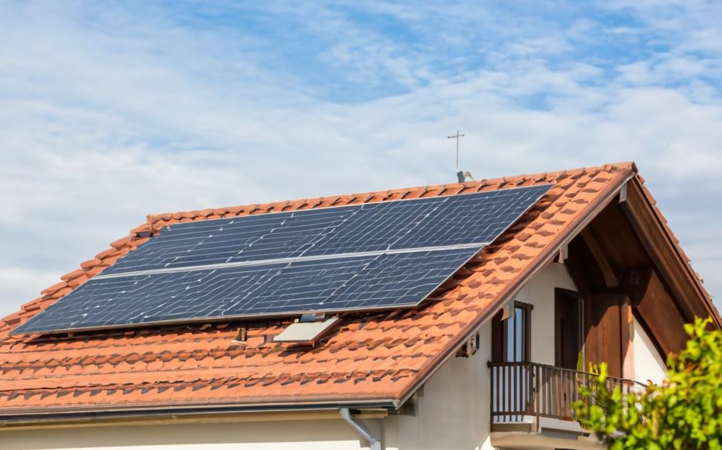 découvrez les différences entre le capteur solaire et le panneau photovoltaïque. apprenez comment ces technologies transforment l'énergie du soleil en chaleur ou en électricité, et choisissez la solution la plus adaptée à vos besoins énergétiques.