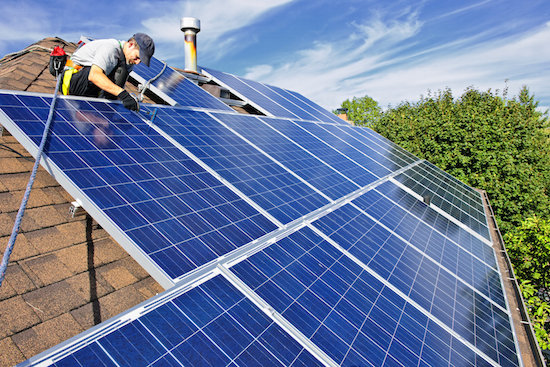 difference-panneaux-solaires-133 Quelle est la différence entre un panneau solaire et un panneau photovoltaïque ?