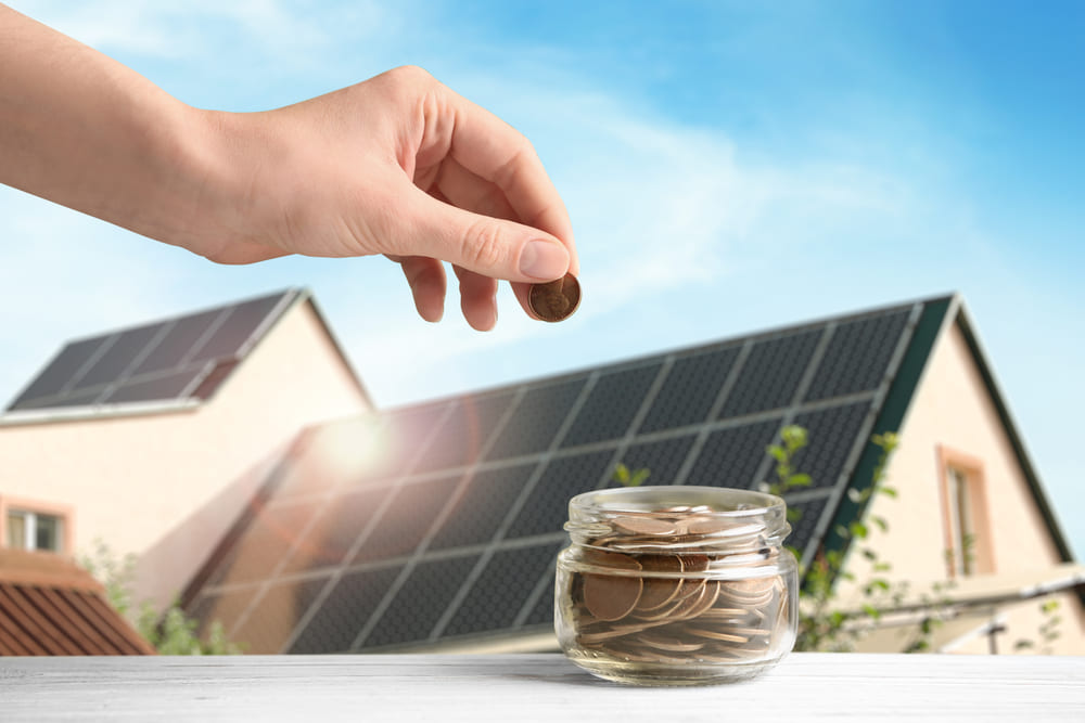 economie-energie-panneau-solaire Que produit un panneau solaire photovoltaïque pour votre économie d'énergie ?