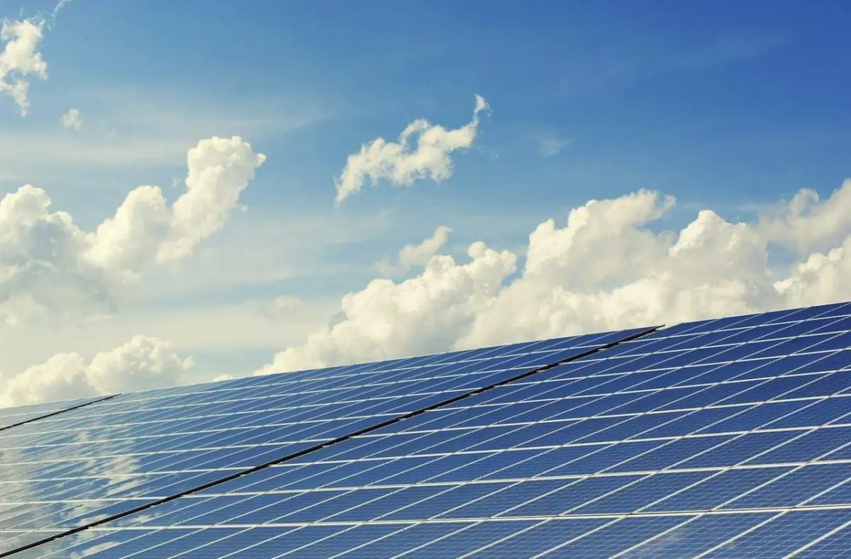 economies-panneau-energie-2 Maximisez vos économies avec un panneau d'énergie efficace