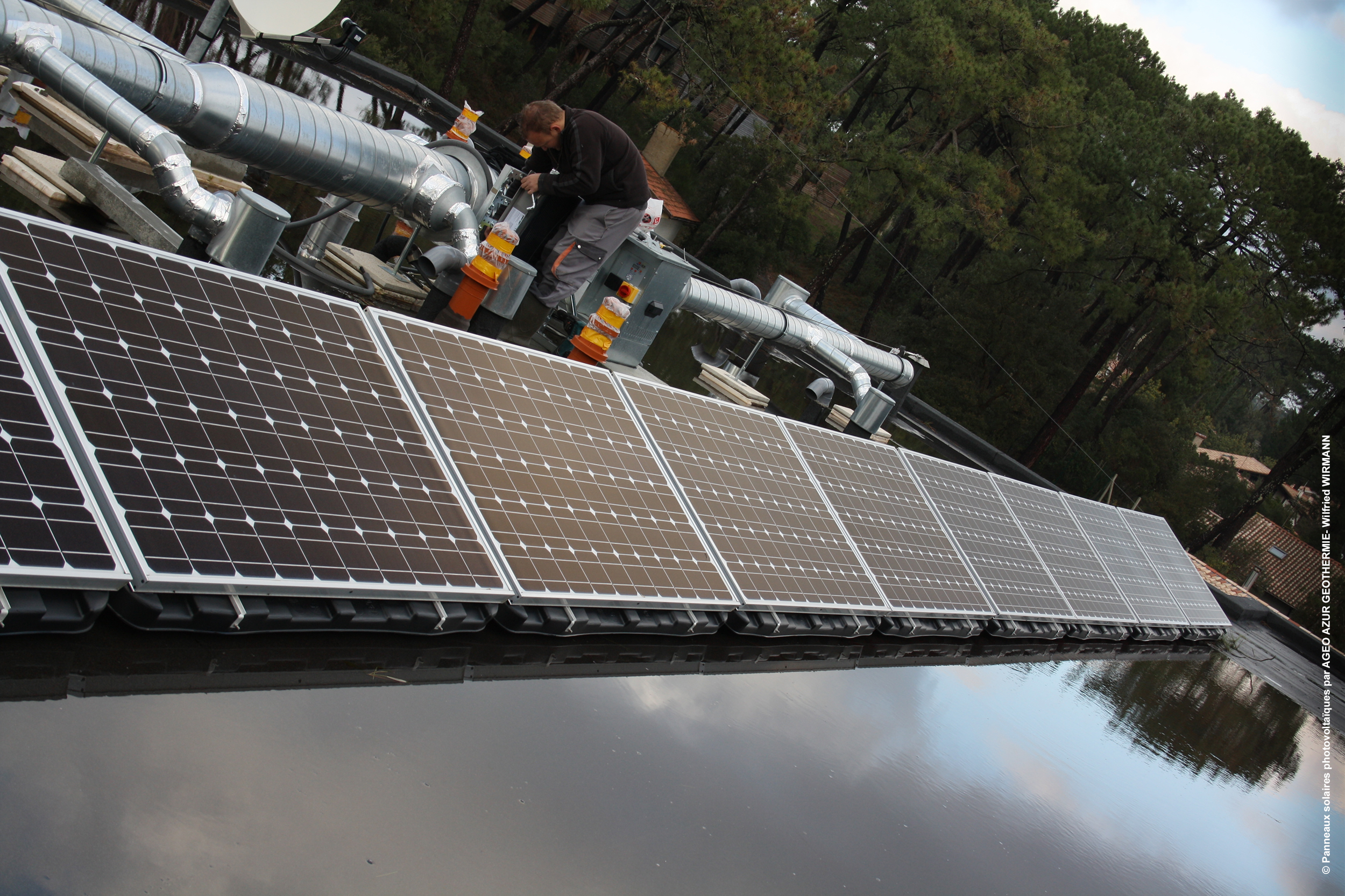 découvrez l'importance de l'entretien des panneaux solaires pour optimiser leur performance et prolonger leur durabilité. apprenez les meilleures pratiques et conseils pour assurer un fonctionnement efficace de votre installation solaire.