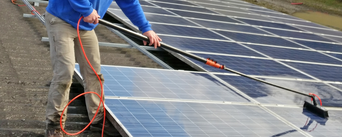 entretien-panneaux-solaires-4 Comment entretenir des panneaux solaires ?