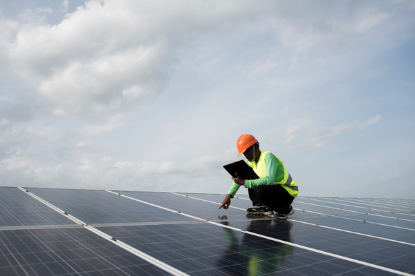 entretien-panneaux-solaires-gradignan Entretien des panneaux solaires photovoltaïques à Gradignan : guide pratique