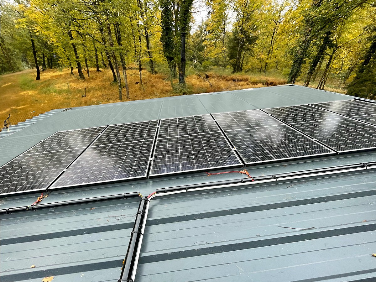 fixation-solaire-1 fixation panneau solaire mur